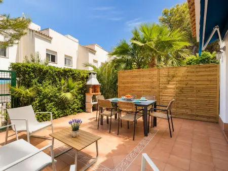Maison rénovée avec parking et clim - 8 pers., Gite 6 personnes à Salou - Photo 3
