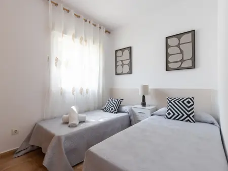 Maison rénovée avec parking et clim - 8 pers., Gite 6 personnes à Salou - Photo 23