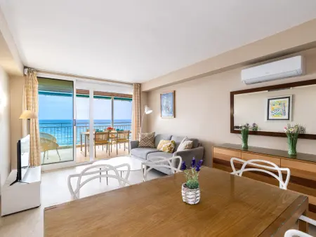 Appartement front de mer La Pineda - 6 personnes : photo 3