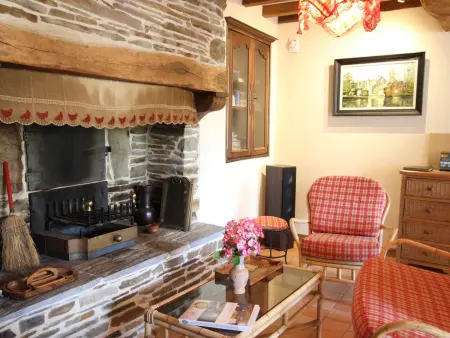Gîte 6 pers. à Canisy : poêle à pellets, terrain privé : photo 4