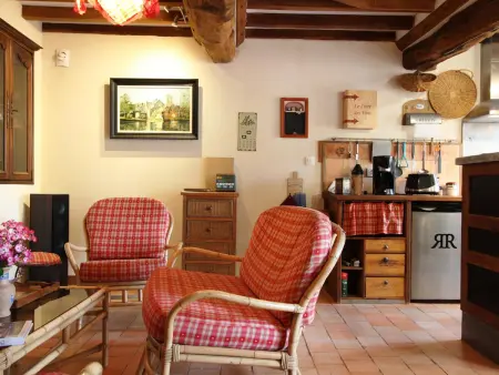 Gîte 6 pers. à Canisy : poêle à pellets, terrain privé : photo 6