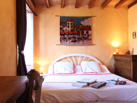 Gîte 6 pers. à Canisy : poêle à pellets, terrain privé : photo 10
