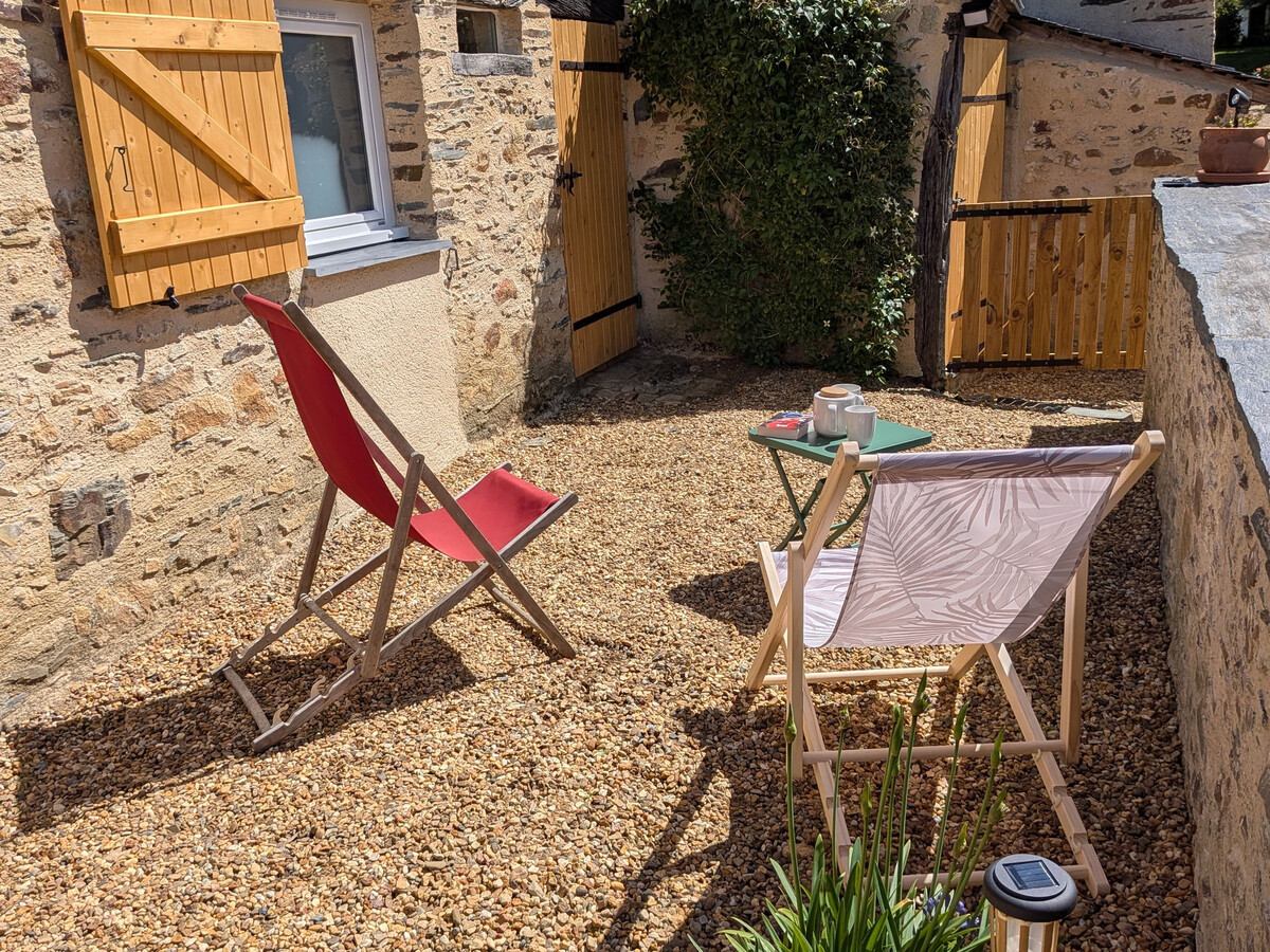 Studio climatisé 23 m² avec terrasse à Chenillé-Champteussé - Photo 14