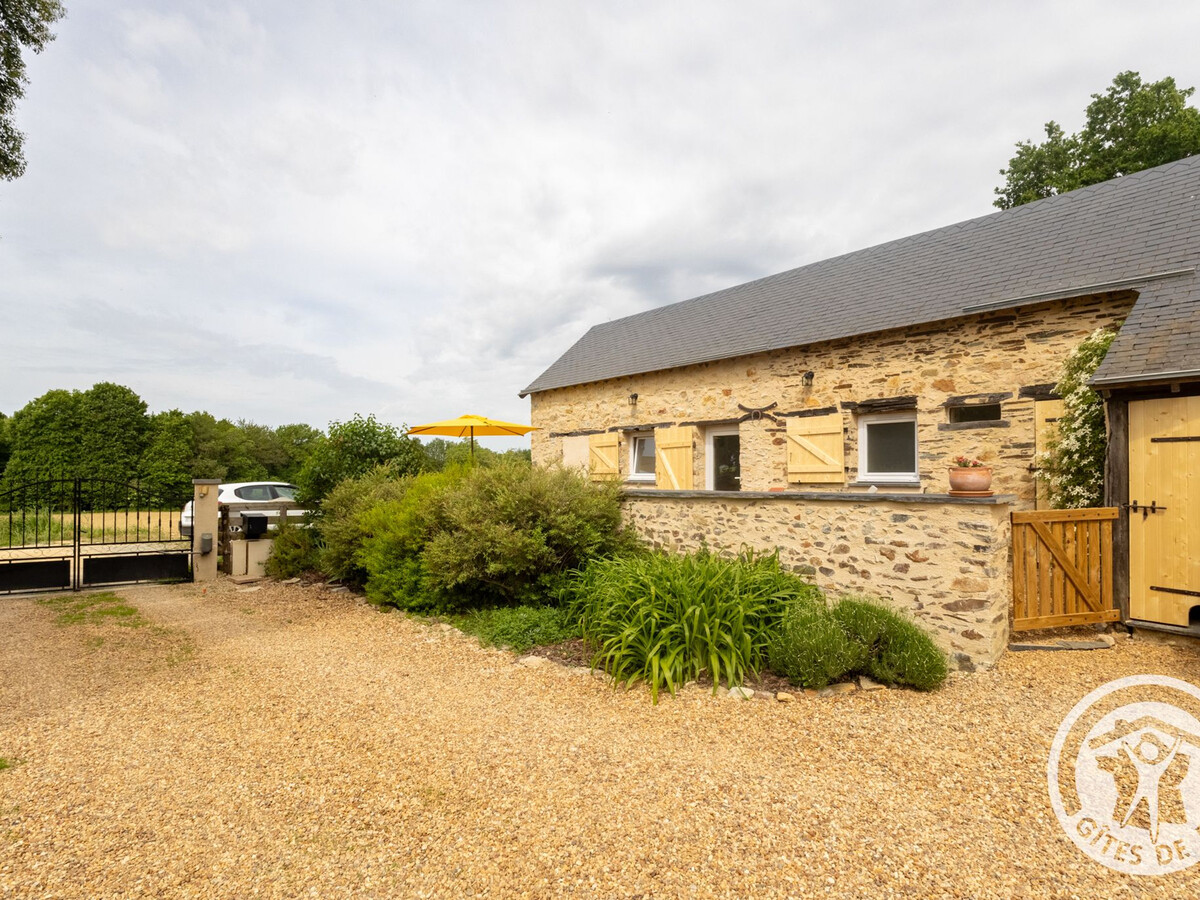 Studio climatisé 23 m² avec terrasse à Chenillé-Champteussé - Photo 16