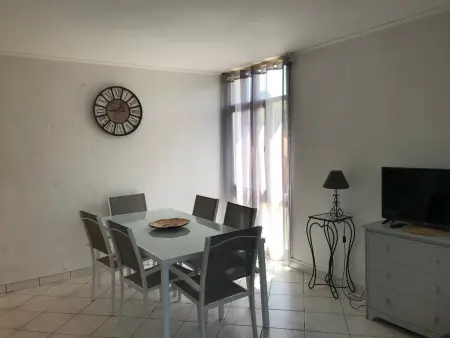 Appartement 4 pers. à 10 min de l'océan, Biscarrosse : photo 2