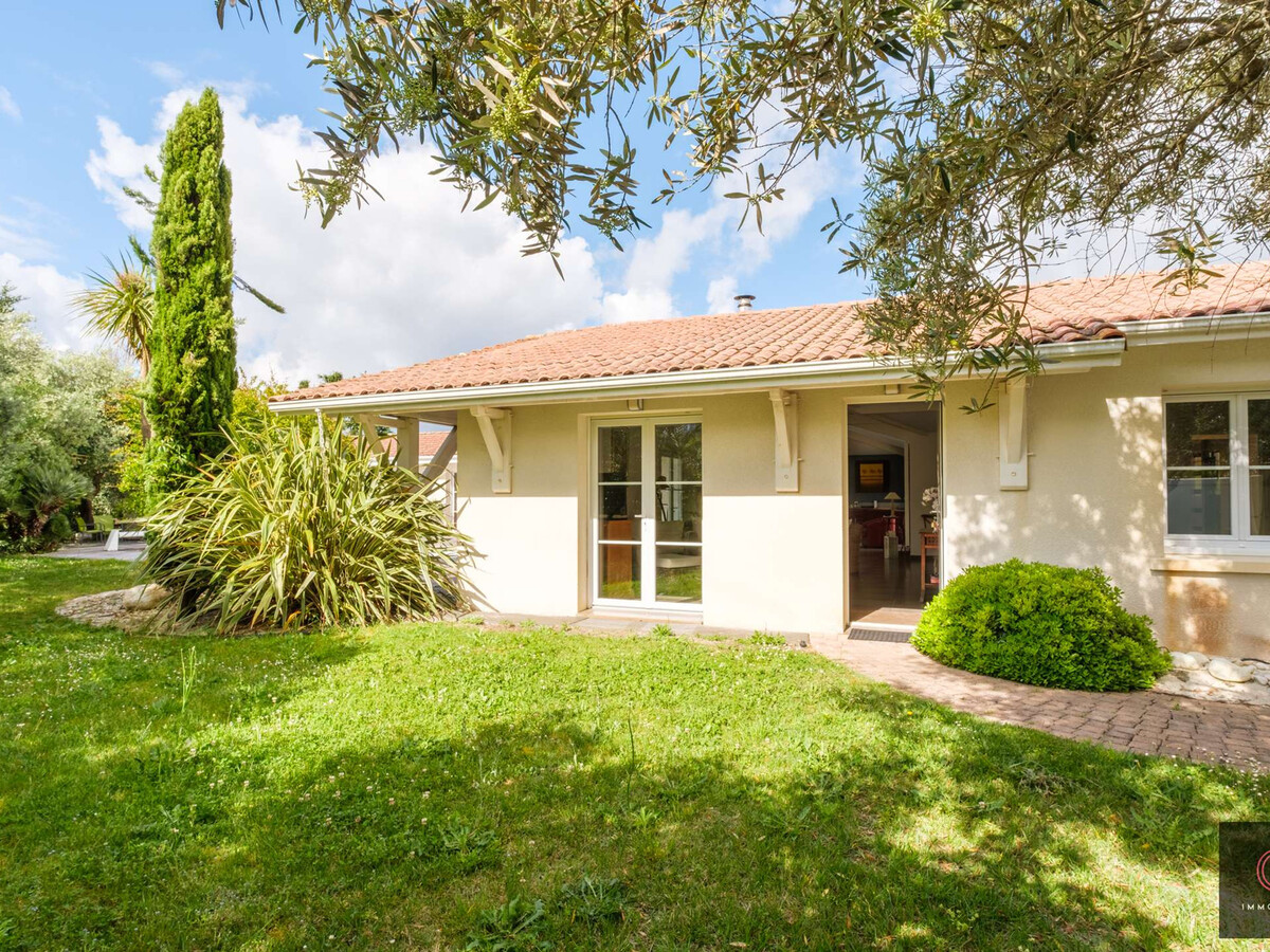 Villa plain-pied 180m² piscine couverte à Biscarrosse - Photo 24
