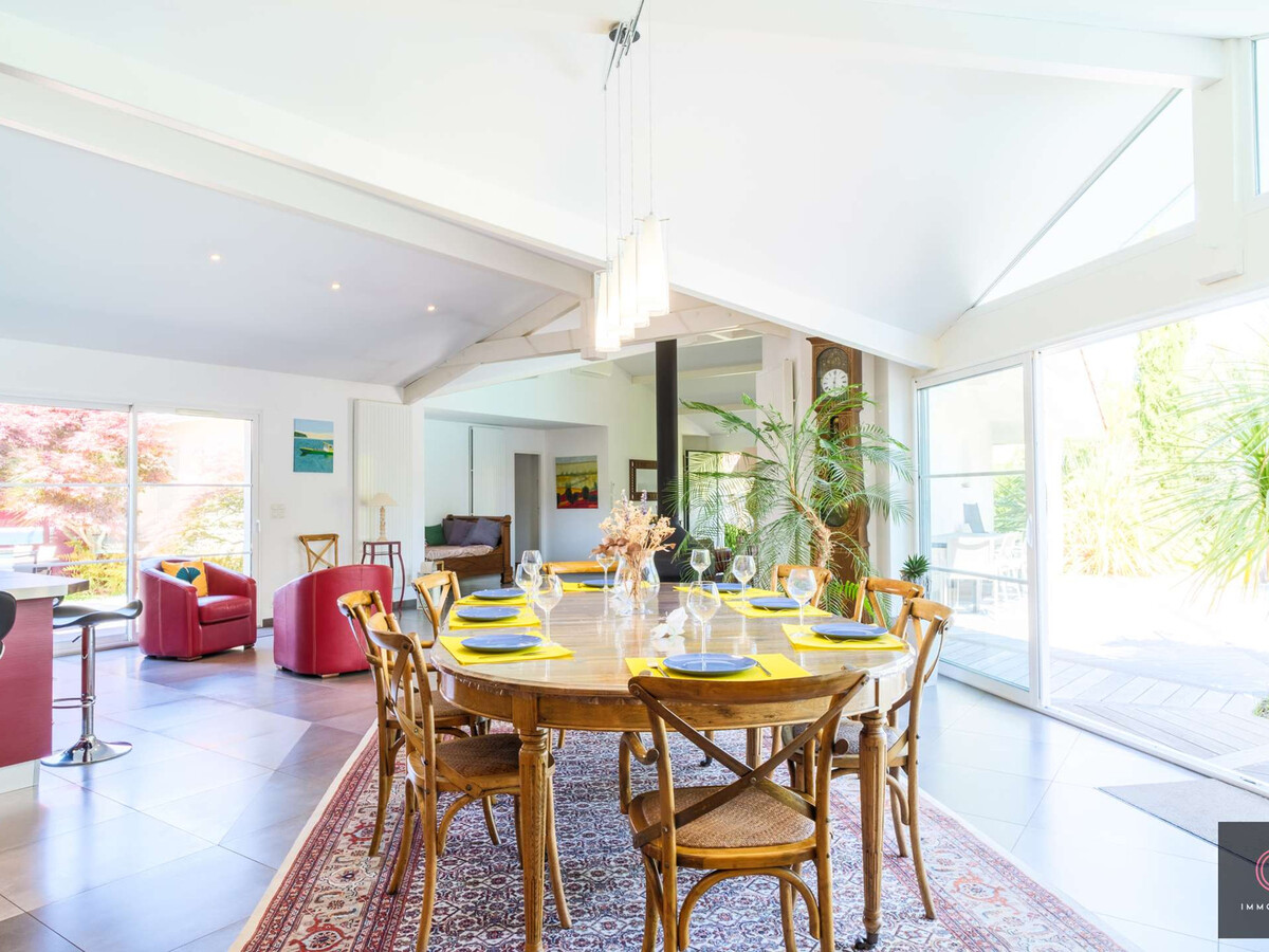Villa plain-pied 180m² piscine couverte à Biscarrosse - Photo 27