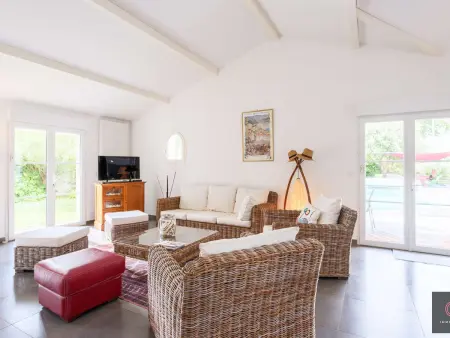 Villa de plain-pied avec piscine - 8 pers., Location Villa 8 personnes à Biscarrosse - Photo 10