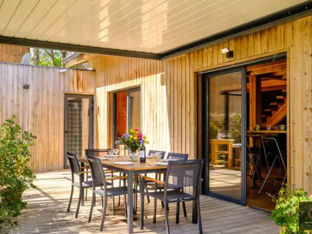 Location chalet à Gastes, Chalet avec jacuzzi et pétanque - 6 pers.