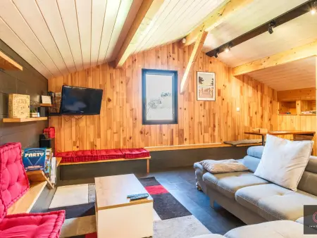 Chalet bois avec jacuzzi et terrain de pétanque à Gastes : photo 11