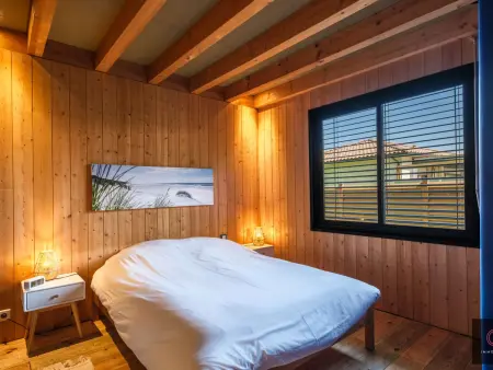Chalet bois avec jacuzzi et terrain de pétanque à Gastes : photo 17