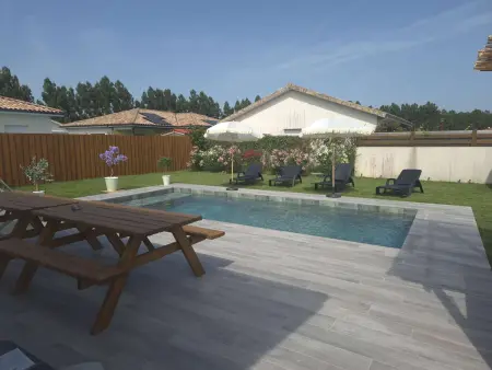Location villa à Parentis en Born, Maison contemporaine avec piscine - 6-8 pers.