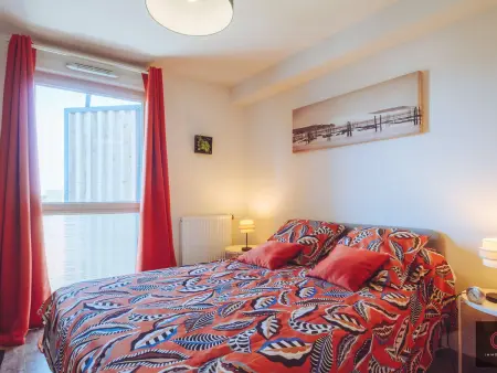 Appartement T2 au cœur de Biscarrosse, parking privé : photo 8