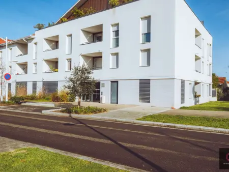 Appartement T2 au cœur de Biscarrosse, parking privé : photo 14