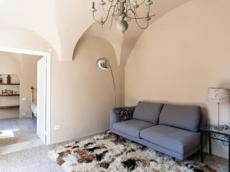 Nella Piazza – Appartement 3 pièces au cœur d'Airole : photo 8