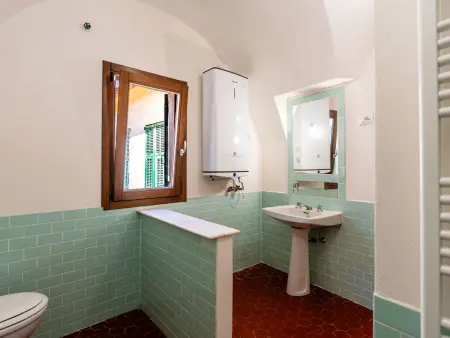 Nella Piazza – Appartement 3 pièces au cœur d'Airole : photo 22