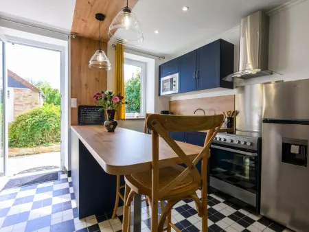 Location gite à Saint Pierre Église, Maison de charme, jardin clos - 4 pers.