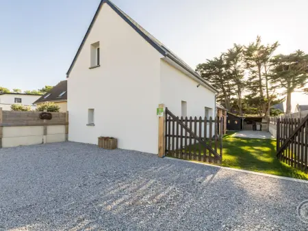 Location gite à Saint Germain sur Ay, Maison confortable, animaux acceptés - 8 pers.