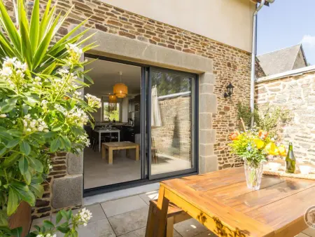 Location gite à Saint Aubin de Terregatte, Maison accueillante, animaux OK, parking - 4 pers.