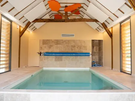 Location gite à Savignac de Miremont, Gîte avec piscine, climatisation - 14 pers.