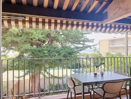 Appartement 55m² face à la plage, terrasse mer et parking : photo 11