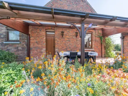 La Ferme de Gabrielle : maison rénovée à Le Bizet, 8 pers. : photo 2