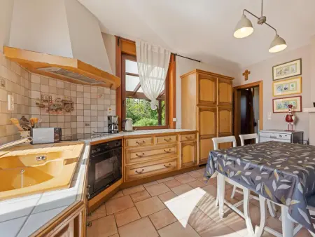 La Ferme de Gabrielle : maison rénovée à Le Bizet, 8 pers. : photo 15
