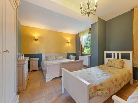 La Ferme de Gabrielle : maison rénovée à Le Bizet, 8 pers. : photo 23