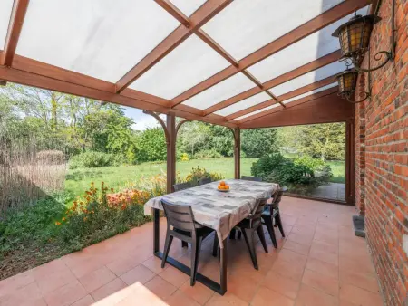 La Ferme de Gabrielle : maison rénovée à Le Bizet, 8 pers. : photo 38
