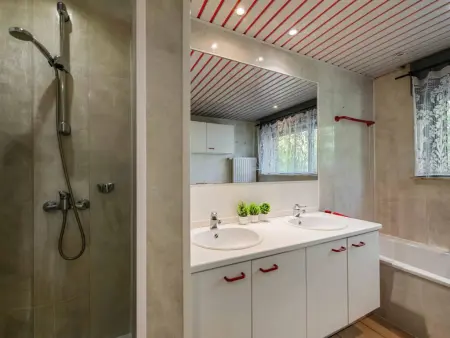Maison Memories au Bizet, 3 chambres, jardin privé, 8 personnes : photo 29