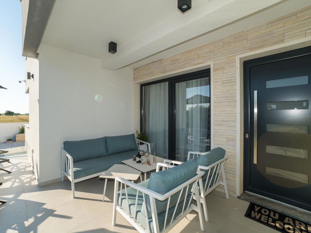Maison Antea à Sabunike : piscine privée & jacuzzi - Photo 4