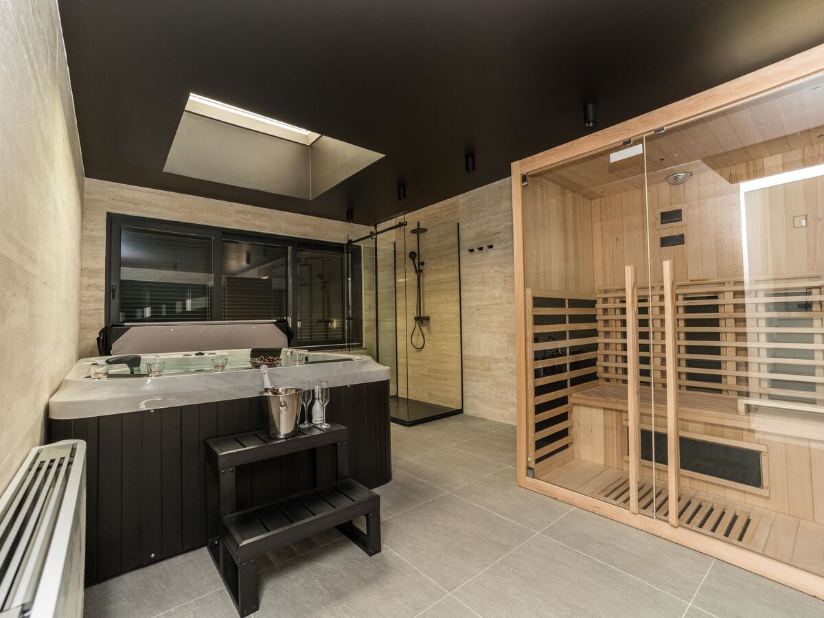 Maison Antea à Sabunike : piscine privée & jacuzzi - Photo 16