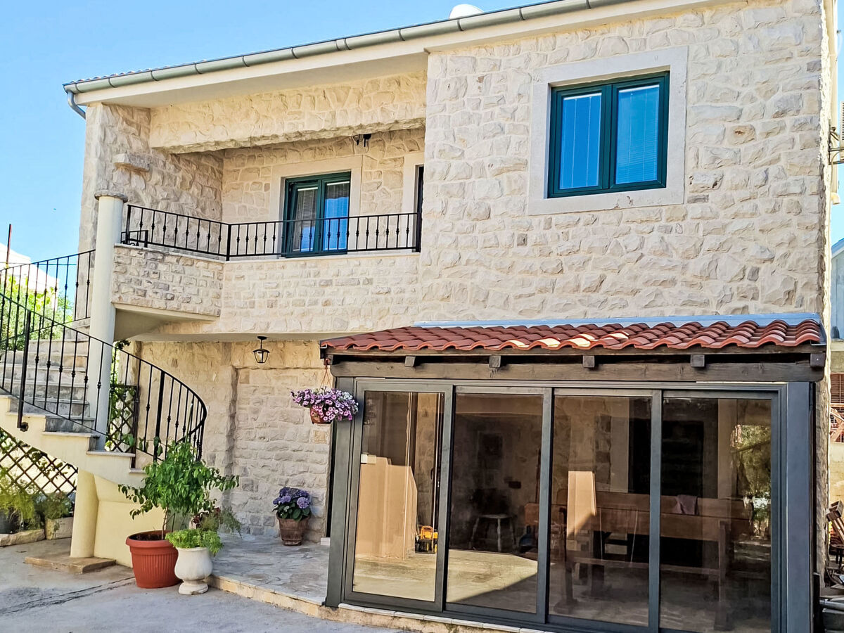 Maison Mate à Bibinje, 400 m de la plage - Photo 1