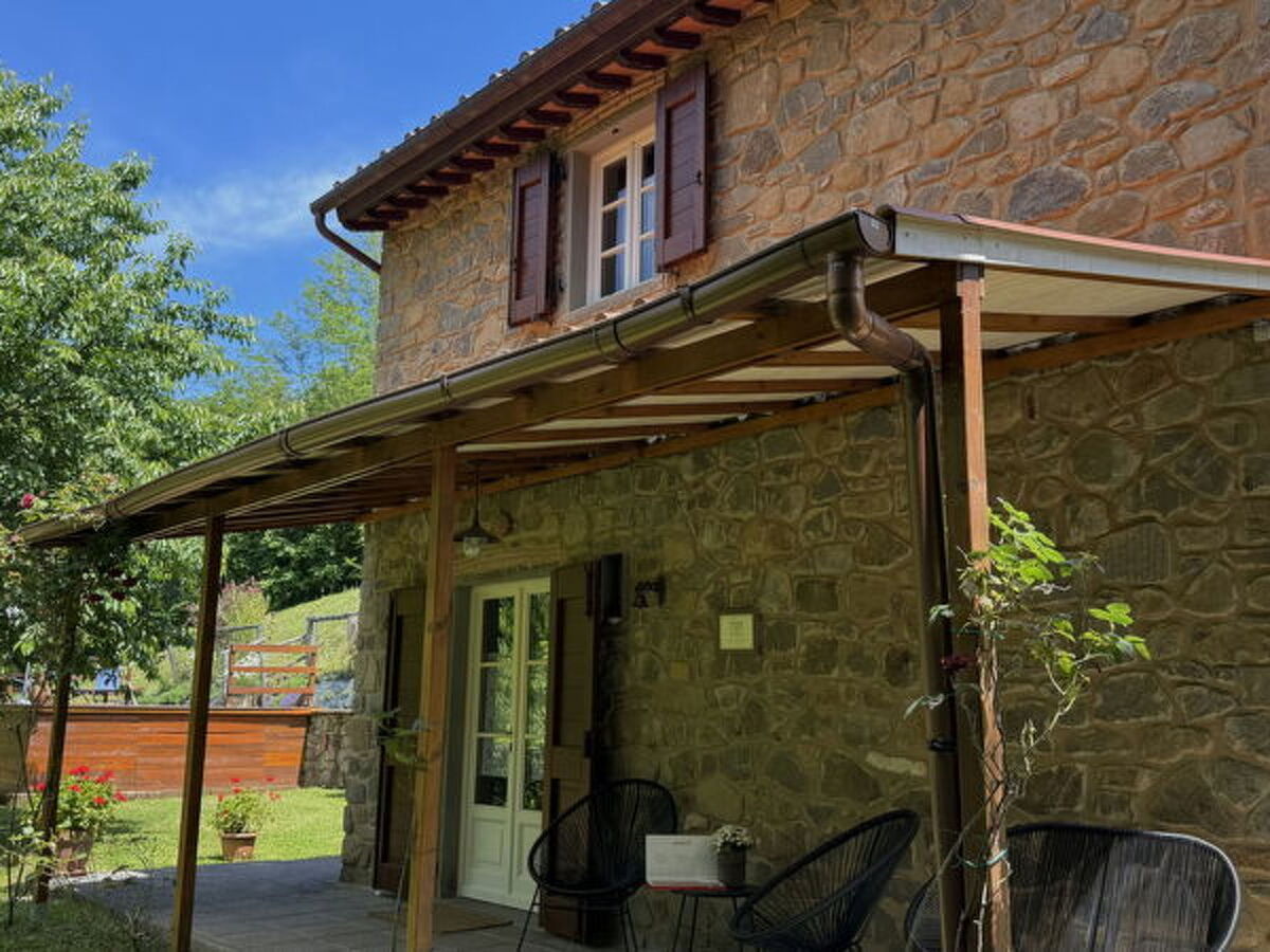Maison Anfora – 2 chambres, piscine et parc de 2,5 ha à Pescia - Photo 5