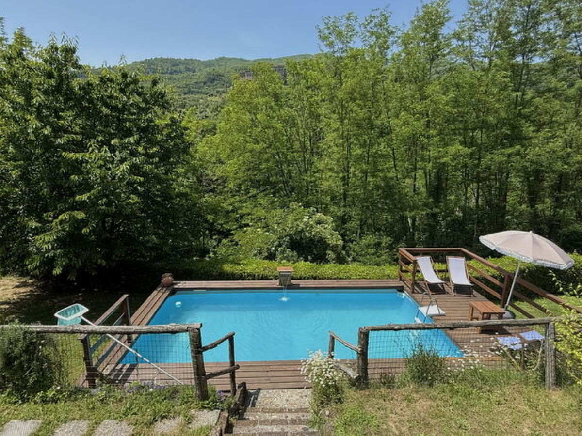 Maison Anfora – 2 chambres, piscine et parc de 2,5 ha à Pescia - Photo 8