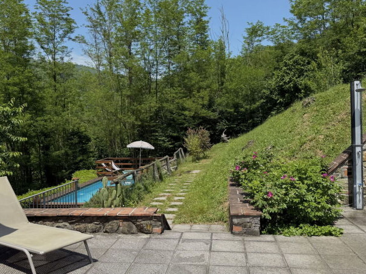 Maison Anfora – 2 chambres, piscine et parc de 2,5 ha à Pescia - Photo 29