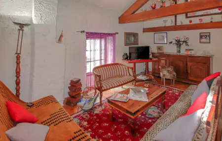 Wood loft Saint-Félicien, 6 personnes, poutres apparentes : photo 5