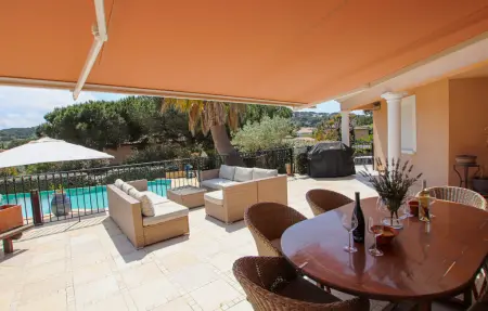 Maison 8 pers. piscine débordement à Hyères : photo 3