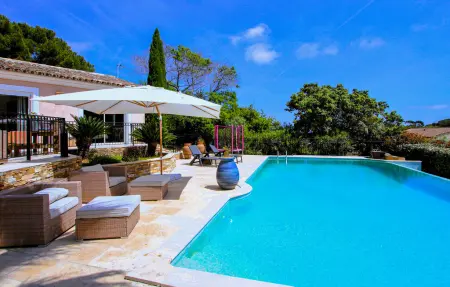 Maison 8 pers. piscine débordement à Hyères : photo 9