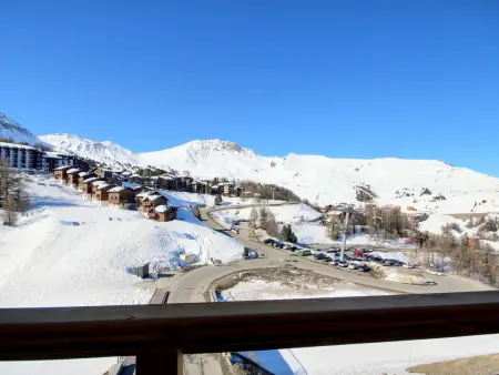 Appartement 2 pièces + cabine, balcon vue pistes - Plagne Soleil : photo 3