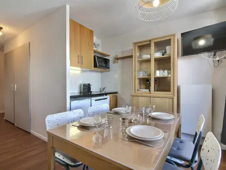 Appartement 2 pièces + cabine, balcon vue pistes - Plagne Soleil : photo 9