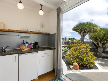 Suite Dragos, studio artistique 40 m² à San Bartolomé : photo 13