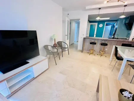 Appartement 4 pers. 90 m² - 9e étage, plage à 120 m : photo 8