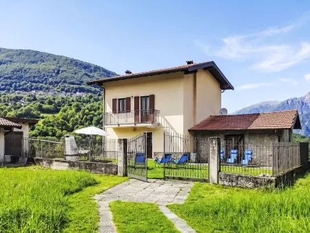 Location maison à Osteno, Cascina Rossa