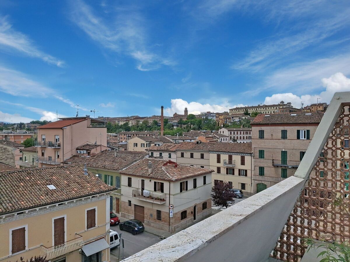 Bohemian Vista House - Apt 180 m² à Jesi - Photo 2
