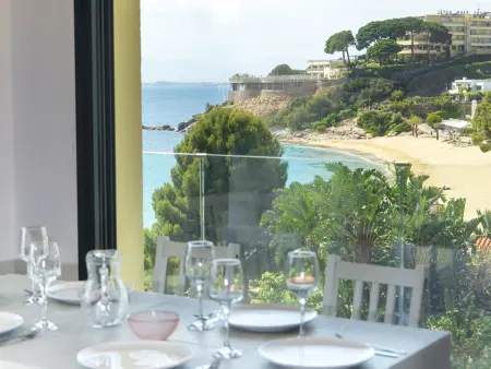 Appartement bord de mer à Roses, accès plage direct : photo 9