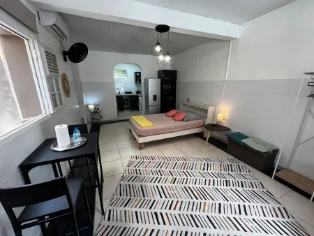 Studio avec terrasse privée à Schoelcher, 30 m² en Martinique