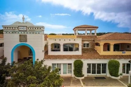 Location appartement à Santa Teresa Gallura, Appartement avec vue sur mer, jacuzzi et balcon