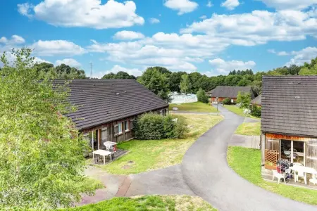 Location maison à EGLETONS, Appartement accessible avec jardin