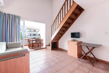 Location appartement à San Nicolao, Séjour en bord de mer à San-Nicolao pour 6 personnes
